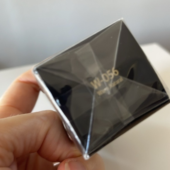 Bobbi Brown Intensive Serum Foundation SPF 40/30 W-056 - Picture 7 of 8